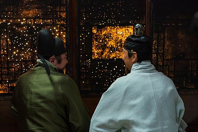 Entre los dos hombres se establecerá una estrecha relación de amistad, marcada por el amor a las estrellas y la astronomía. l Lotte Entertainment