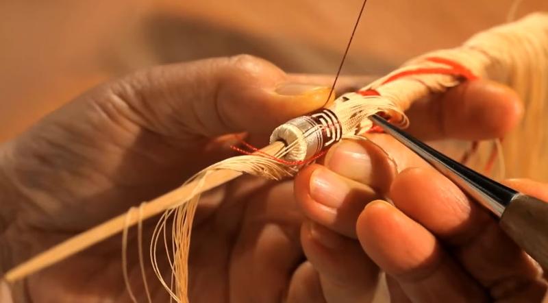 Proceso de hacer los sul (borlas). | Captura de pantalla de canal ‘Korea Cultural Heritage Administration’ en YouTube