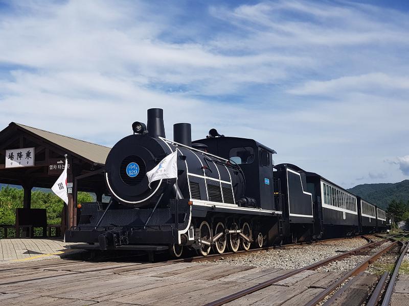 Locomotora a vapor | Galería de Goksung