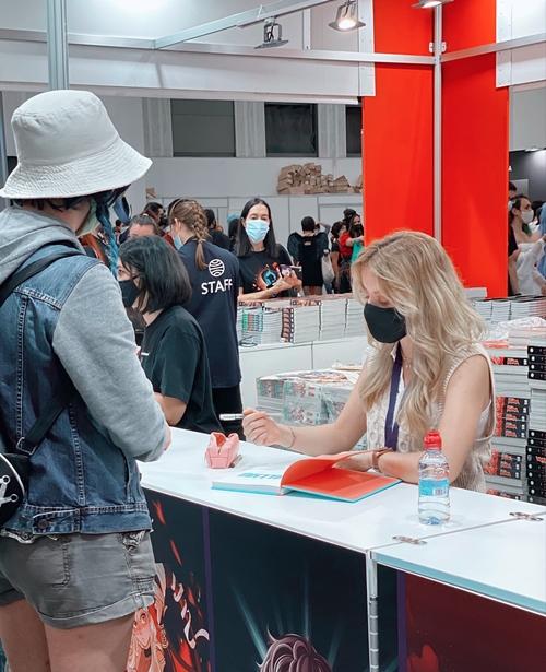 Evento de firma de autógrafos en el Salón del Manga de Barcelona en noviembre del 2021