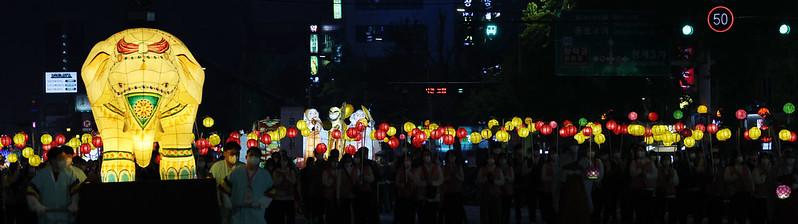 Desfile de linternas