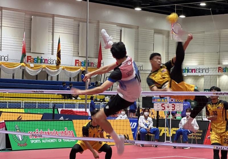 El Campeonato de Sepak Takraw arranca en Daejeon el día 25 de noviembre. La fotografía muestra el partido del equipo nacional masculino entre Corea y Malasia en el '35º Campeonato Mundial Sepak Takraw' celebrado en julio en la Isla de la moda en Bangkok, Tailandia. | Asociación Coreana Sepak TakrawSepaktakraw