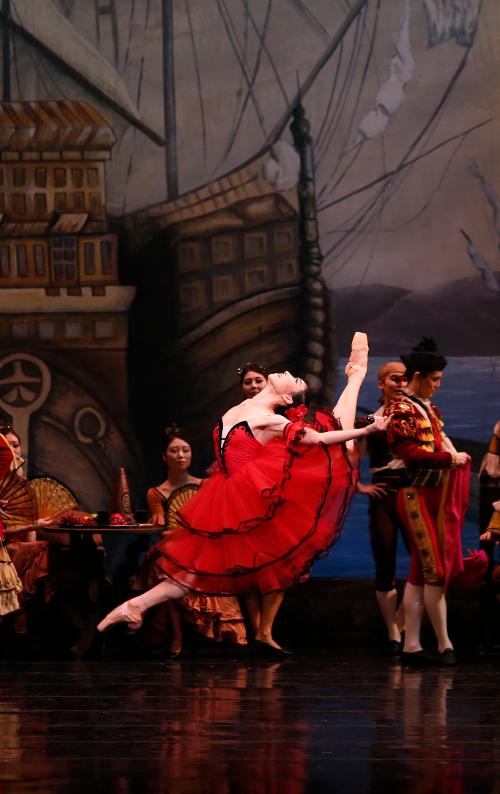 Kang Misun es la bailarina principal de la compañía de danza Universal Ballet, con sede en Seúl. | Universal Ballet