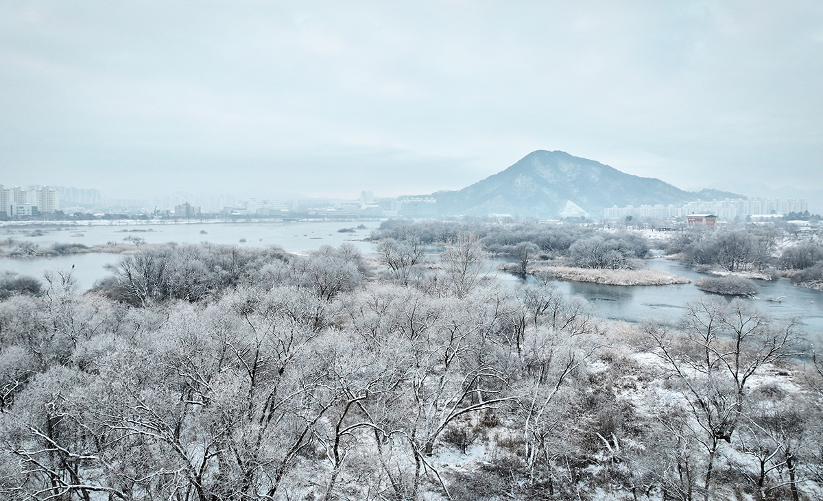 El río Soyanggang cubierto de escarcha : Korea.net : Sitio web oficial de  la República de Corea