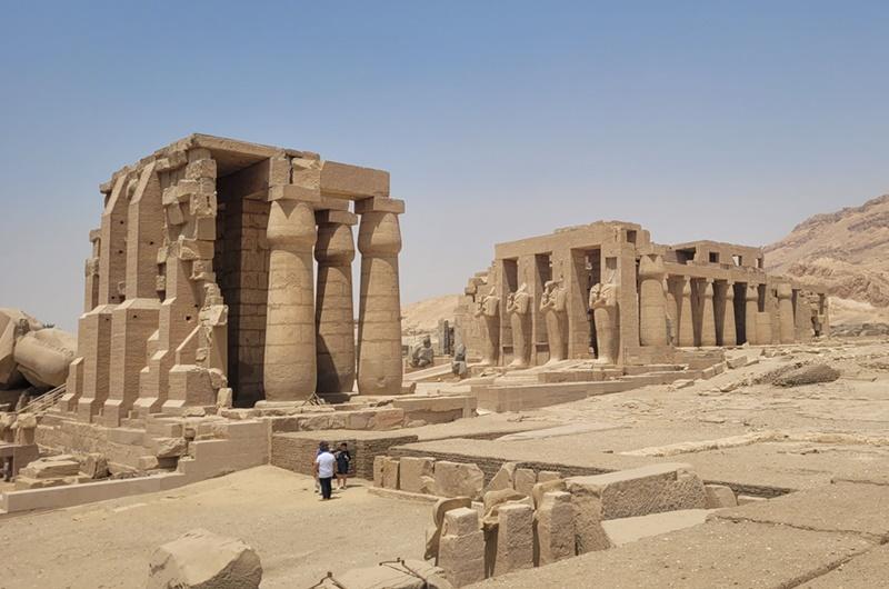 La foto muestra el Ramesseum, el templo funerario del faraón Ramsés II en Lúxor, Egipto. La Universidad Nacional de Patrimonio Cultural de Corea (KNUCH, por sus siglas en inglés), bajo la Administración del Patrimonio Cultural (CHA), ha sido nombrada como la empresa contratista para dirigir el 'Proyecto de Apoyo a la Gestión y Preservación del Patrimonio Cultural Egipcio'. | Administración del Patrimonio Cultural