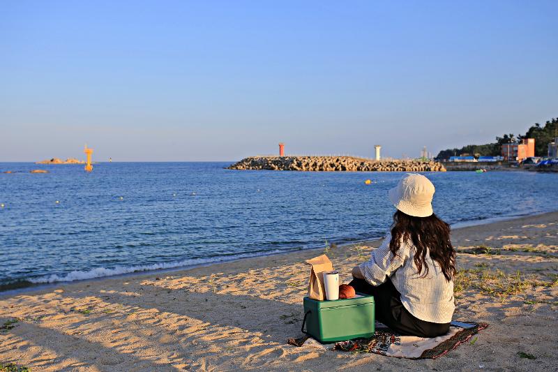 El condado de Goseong-gun, en la provincia de Gangwon-do, conserva playas poco conocidas, ideales para disfrutar de tranquilidad. 