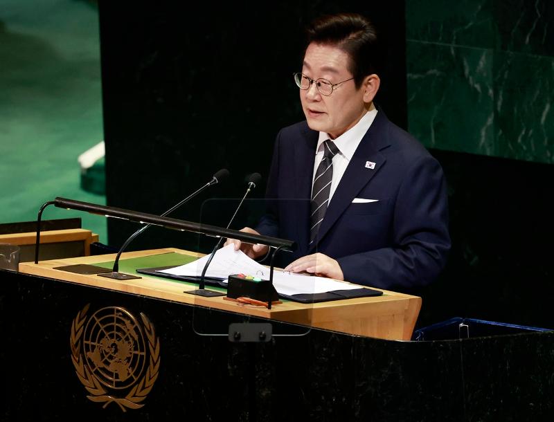 El presidente Lee Jae Myung pronuncia un discurso de apertura durante la Asamblea General de las Naciones Unidas, el 23 de septiembre (hora local), en la sede de la ONU en Nueva York. | Agencia de Noticias Yonhap