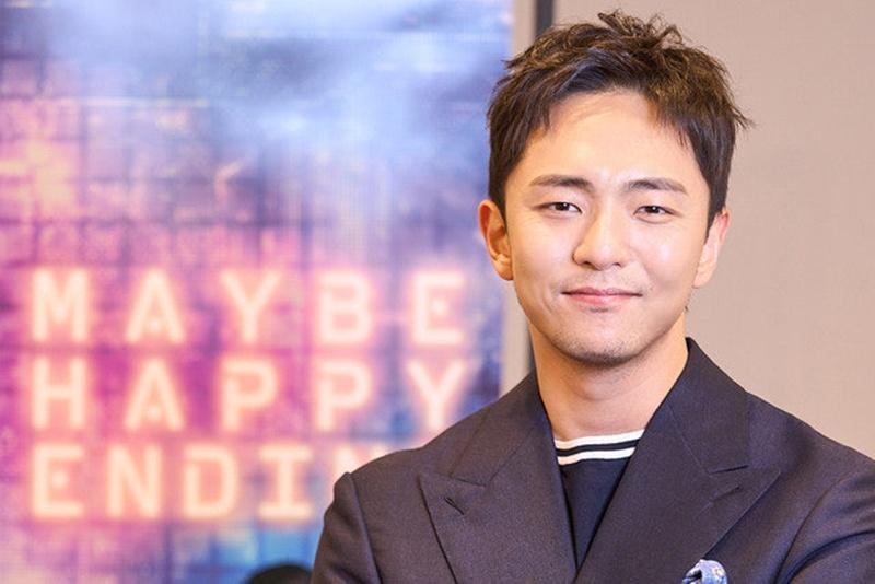 ▲Park Chun-hue, tambi&eacute;n conocido como Hue Park, es el escritor y letrista del aclamado musical 'Maybe Happy Ending' | NHN Link 