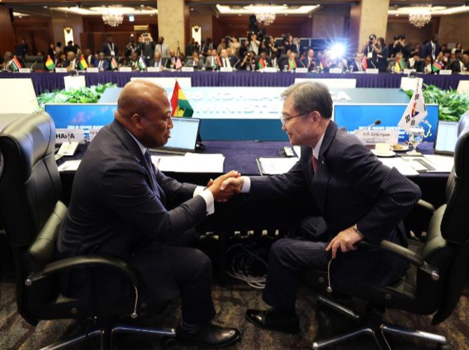 Corea y África estrechan lazos en Seúl con una histórica reunión de cancilleres