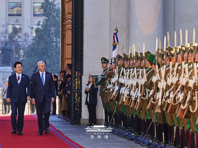 Corea y Chile refuerzan su alianza en minerales, seguridad y comercio