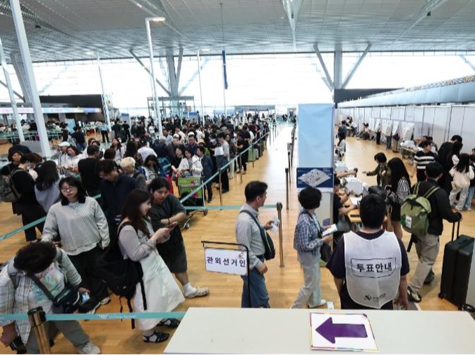 Un récord de 150.000 residentes extranjeros podrán votar en las elecciones locales del 3 de junio