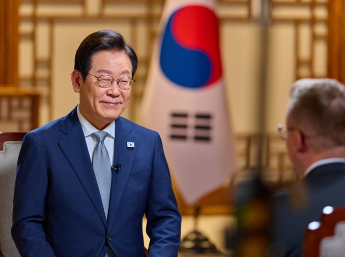 Lee afirma que respaldaría diálogo entre Pyeongyang y Washington