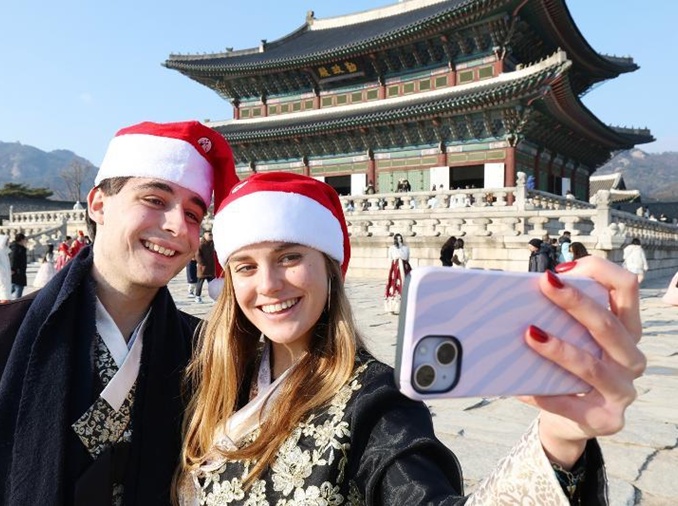 Las visitas de turistas extranjeros a Corea alcanzan un récord histórico
